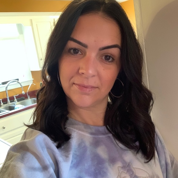 Meet your Posher, Amanda - Picture 1 of 1